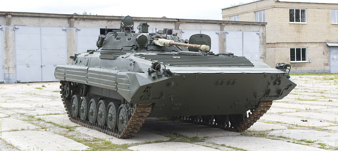BMP-2 with installation of screens